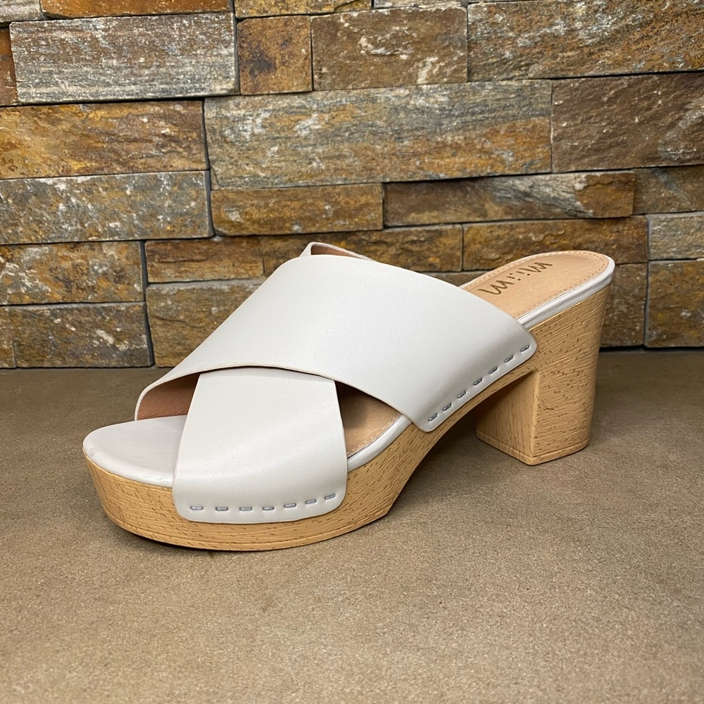 Mi.iM Sandal Heels Size 8.5 Cora Leather Off White Criss Cross Beachy Minimalist